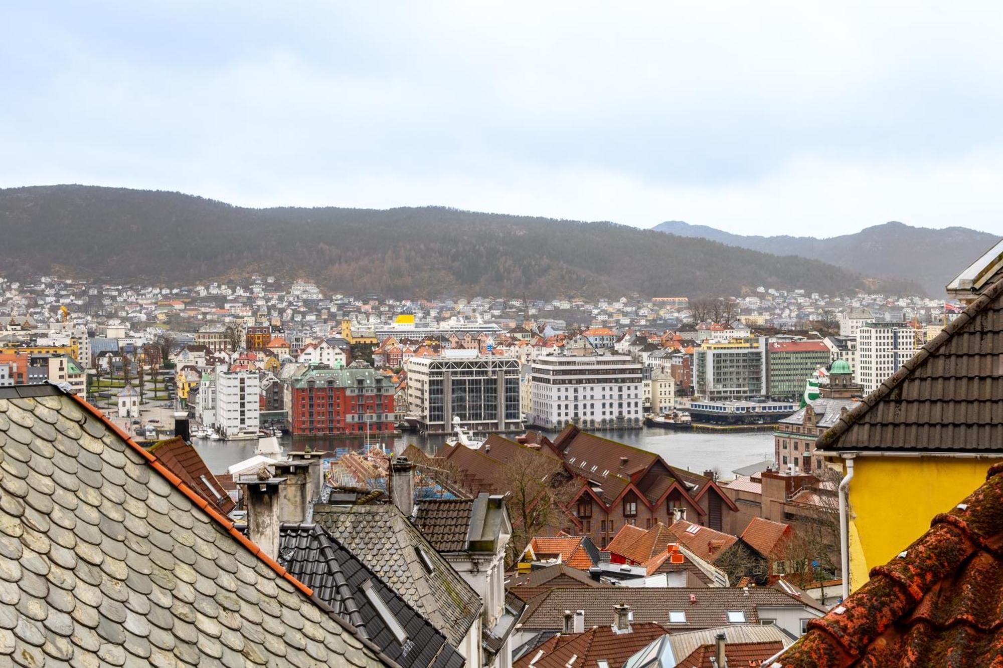 Dinbnb Apartments I 350M To Bryggen I Renovated 2023 I Quiet Top Apart Bergen Exterior foto